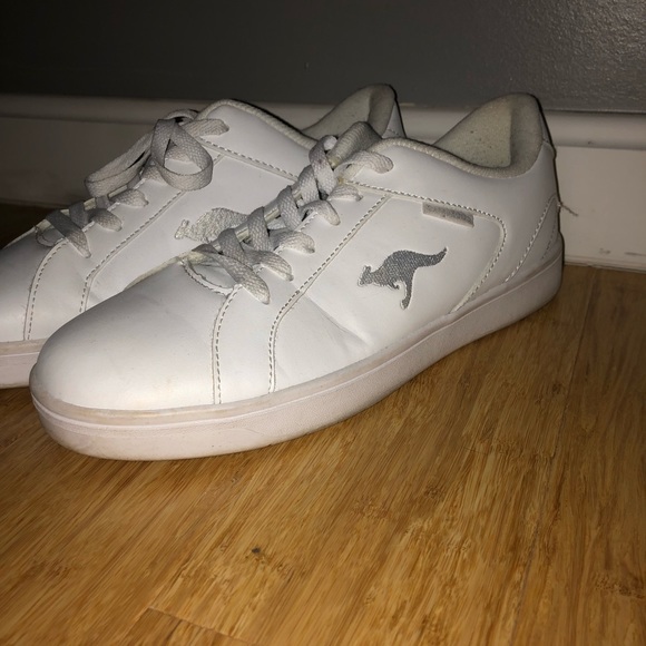 kangaroo brand shoes, women’s 9.5 - Picture 1 of 3